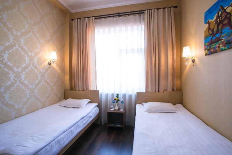 Shah Palace Hotel Bisjkek Værelse billede