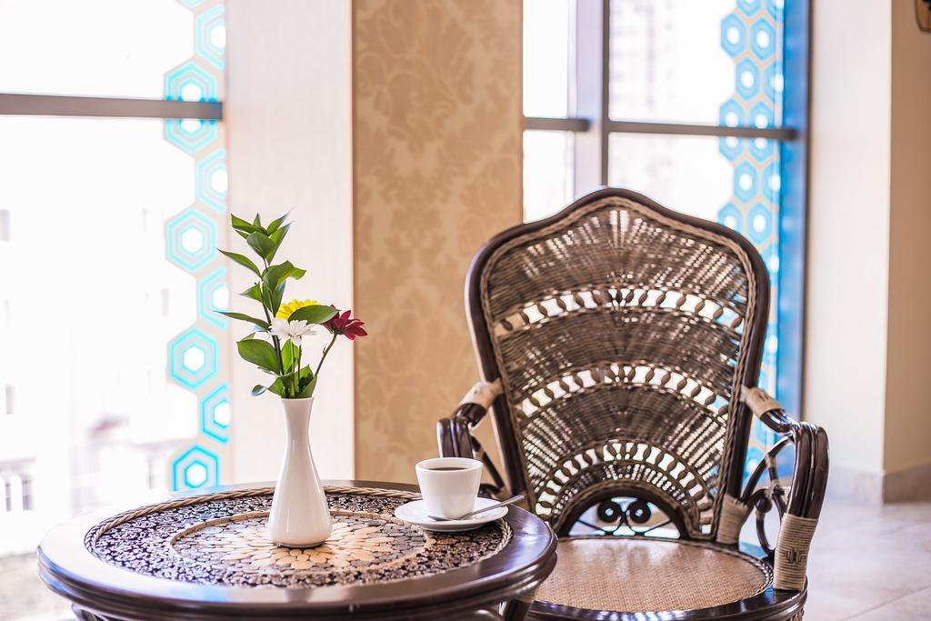 Shah Palace Hotel Bisjkek Eksteriør billede